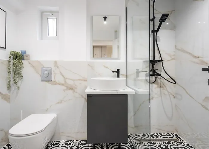 Stylish 2br Flat - Calea Victoriei شقة بوخارست