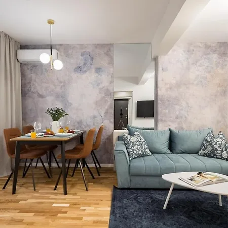 Stylish 2br Flat - Calea Victoriei * Bucharest