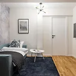 Stylish 2br Flat - Calea Victoriei Бухарест