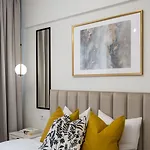 Апартаменти Stylish 2br Flat - Calea Victoriei Бухарест